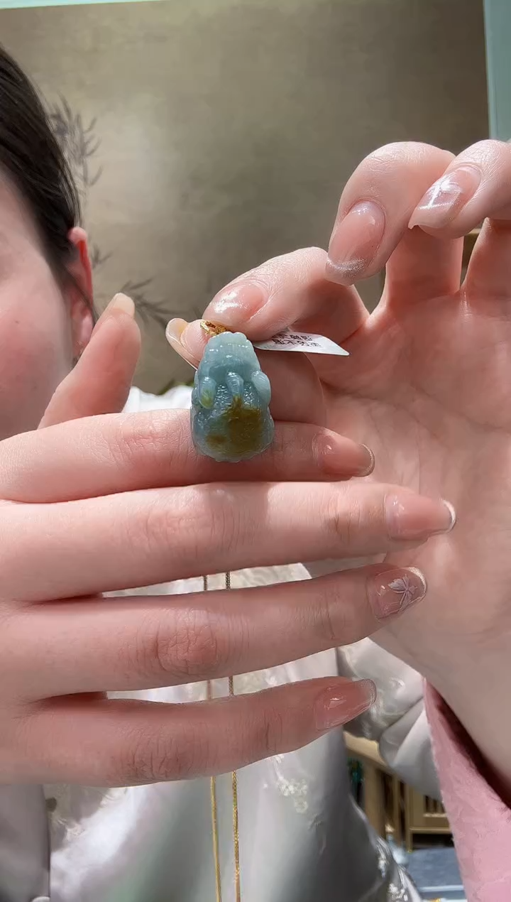 【闪购商品】翡翠颈饰未镶嵌吊坠