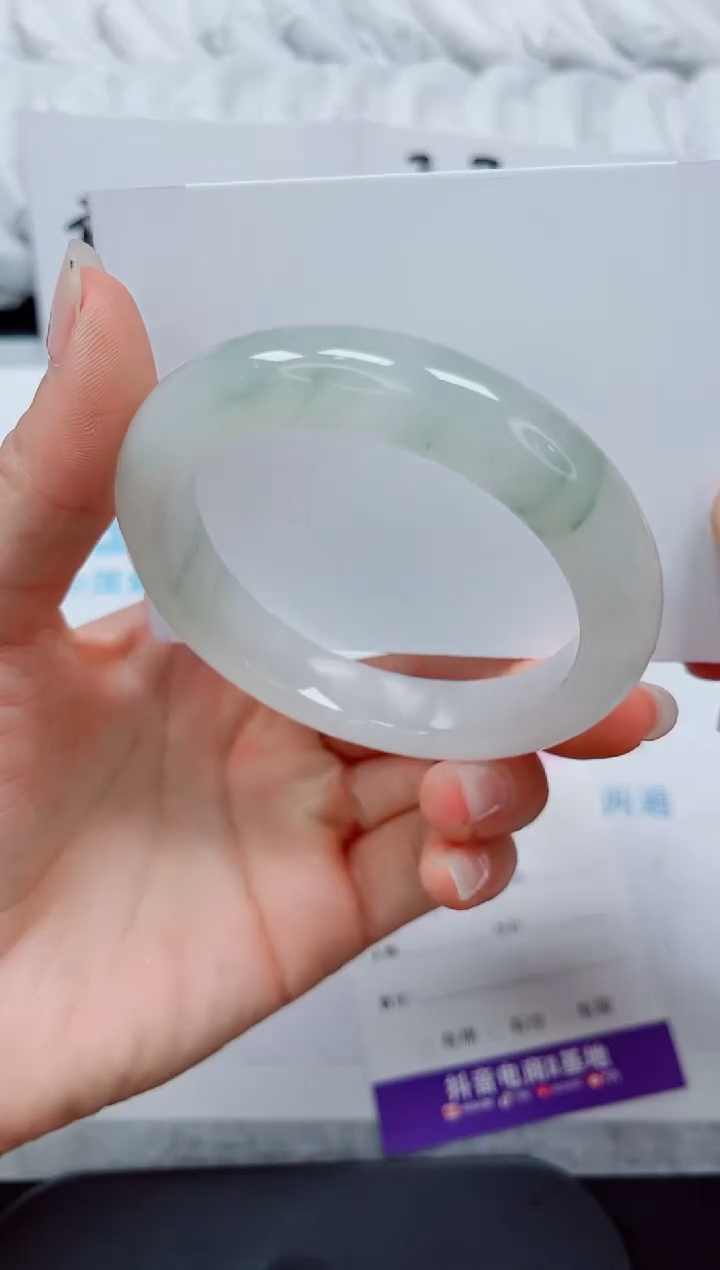 石英质玉手镯未镶嵌194-56.2