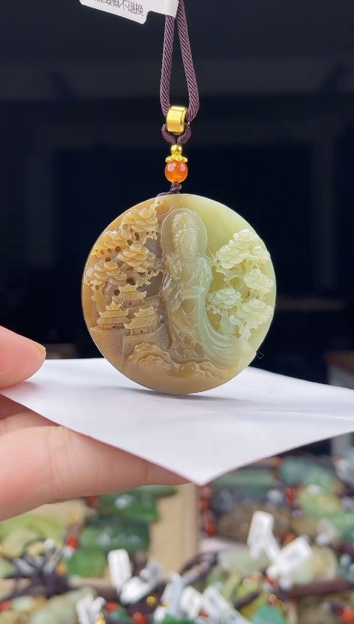 颈饰未镶嵌和田玉1