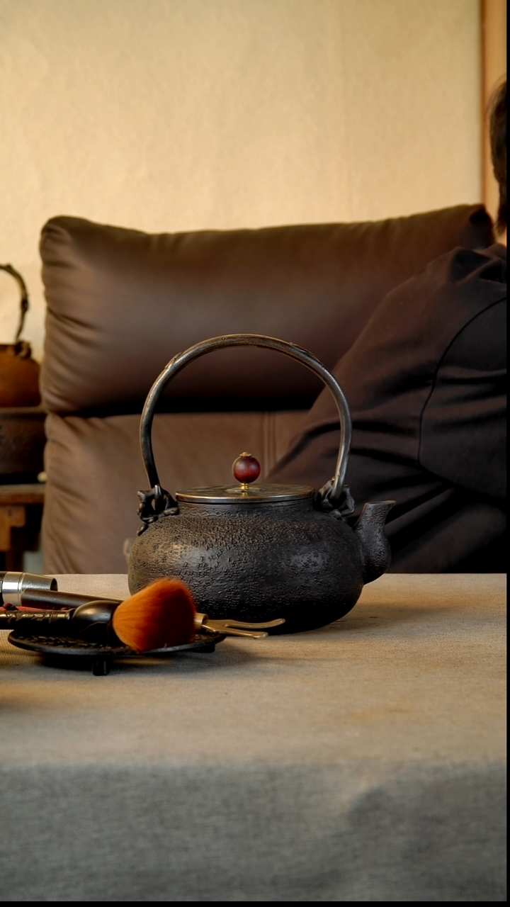 辉****.铁壶11111111111111