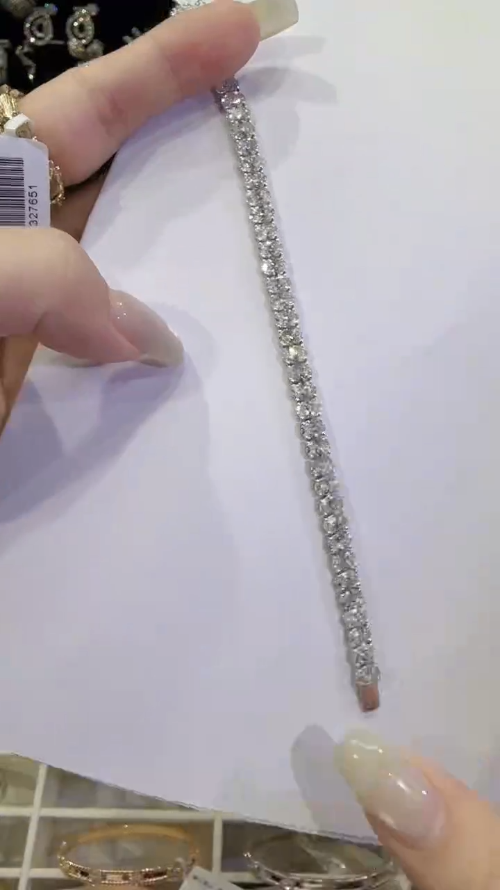 18K金镶嵌实验室培育钻石椭圆手链