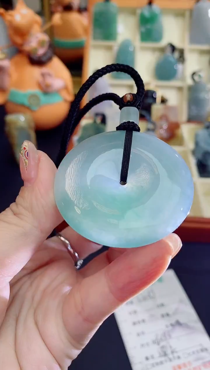 颈饰未镶嵌翡翠缅甸天然翡翠吊坠