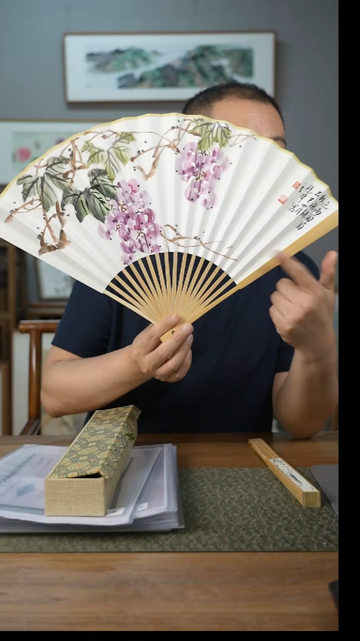 书法协会会员老师扇子作品