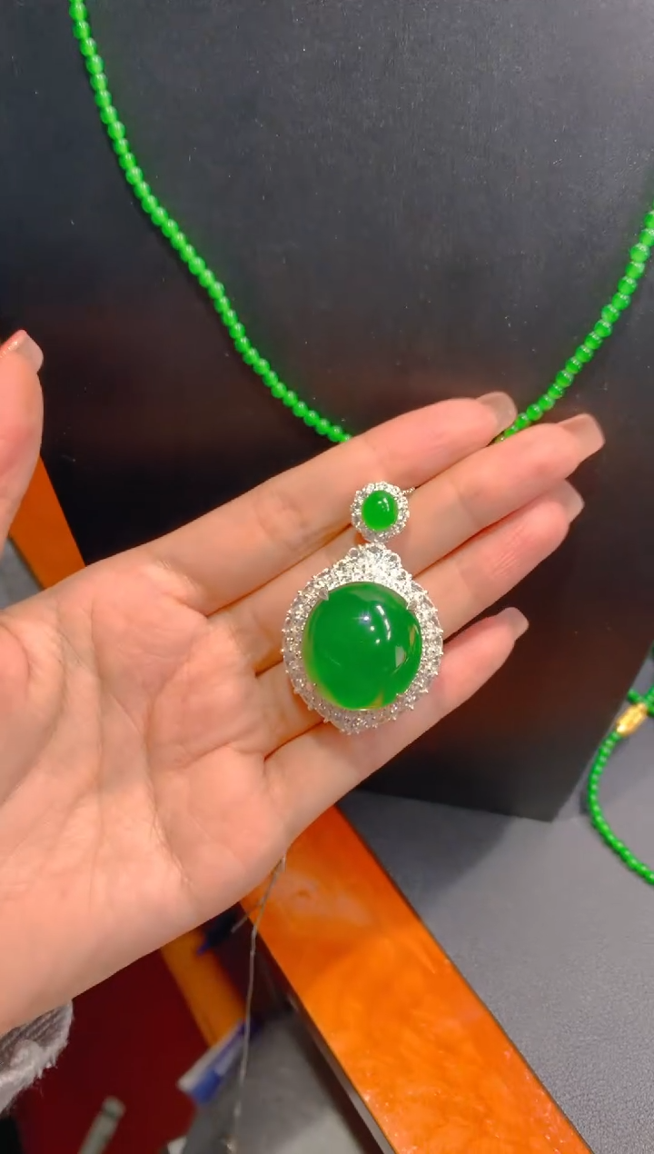 【闪购商品】定制翡翠未镶嵌116多样性发货（发其一）