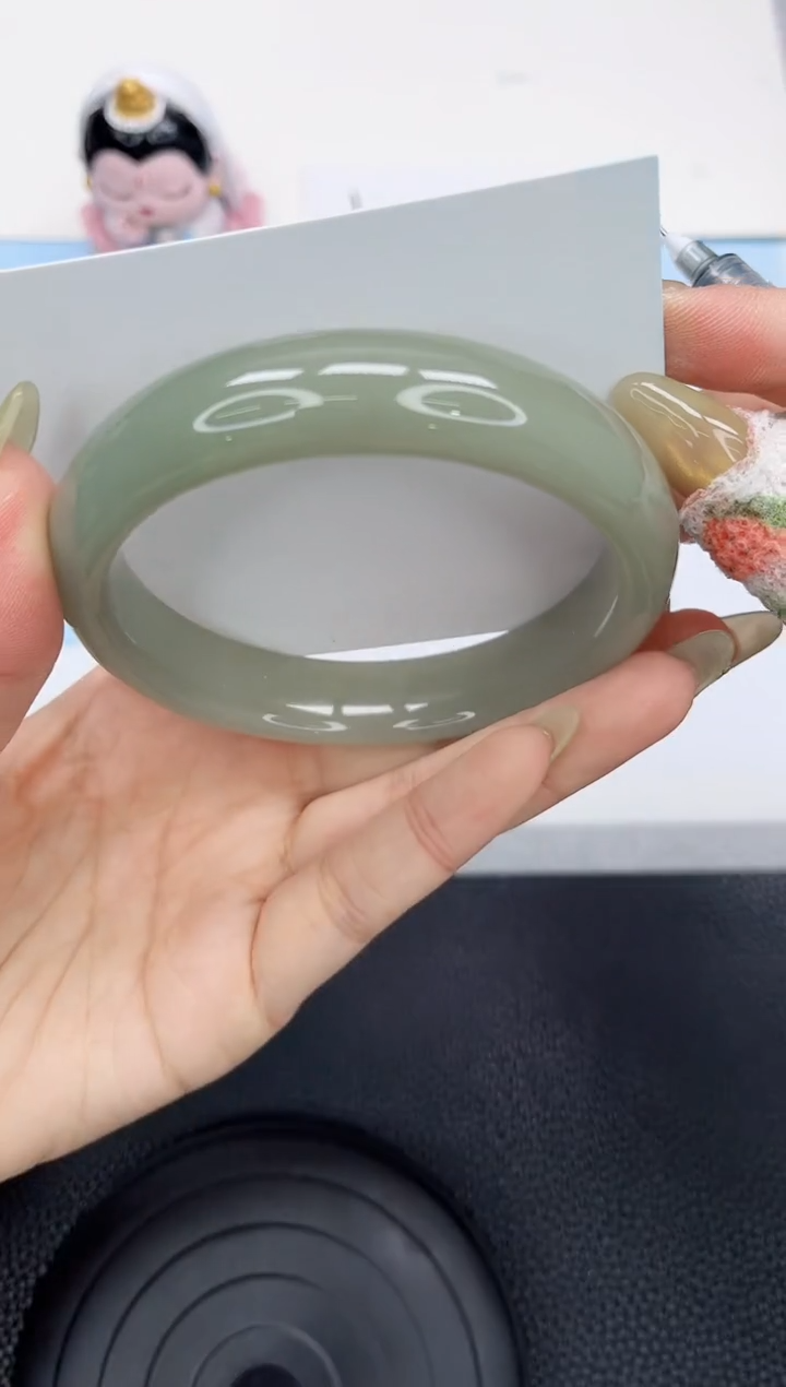 石英质玉手镯未镶嵌129-63.4