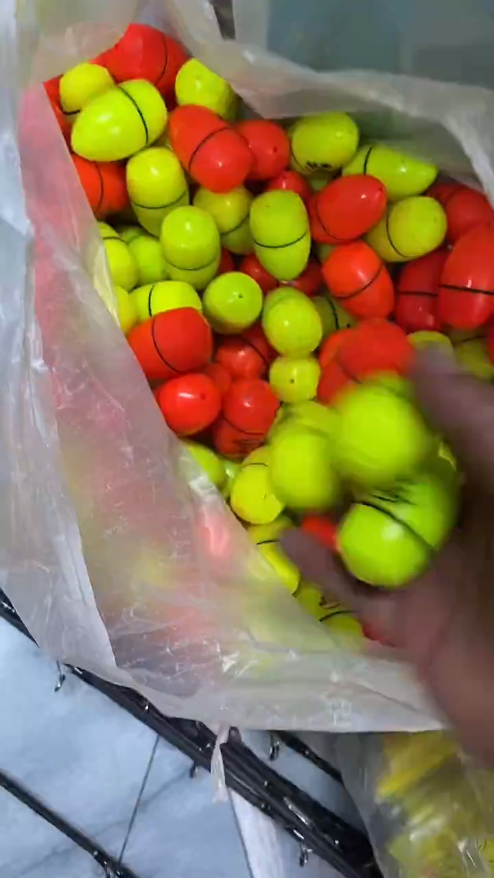 阿波三个        