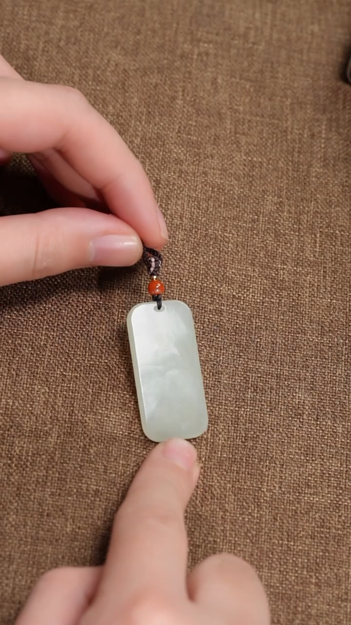 【闪购商品】和田玉颈饰未镶嵌0