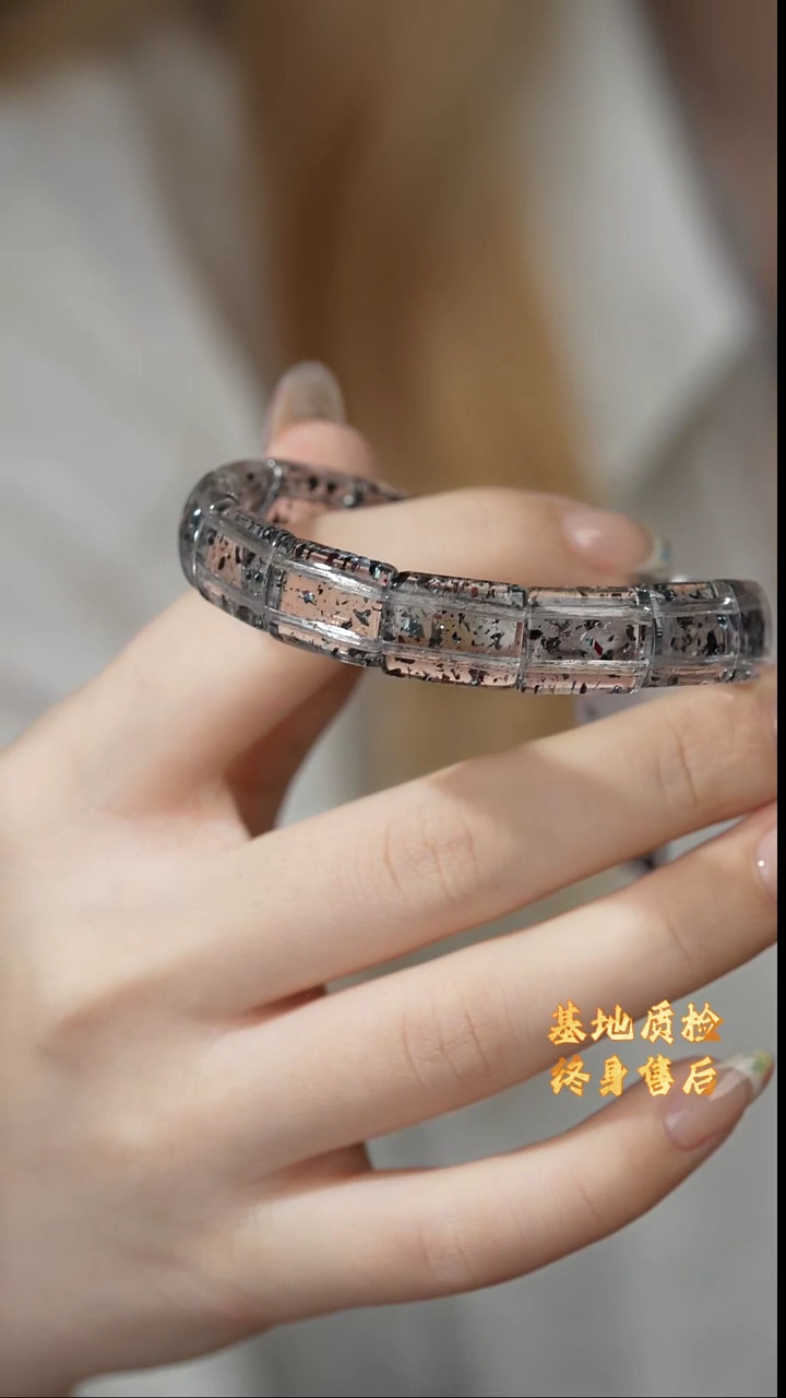 【闪购商品】水晶手排未镶嵌J50（多样性发一件）绿幽灵