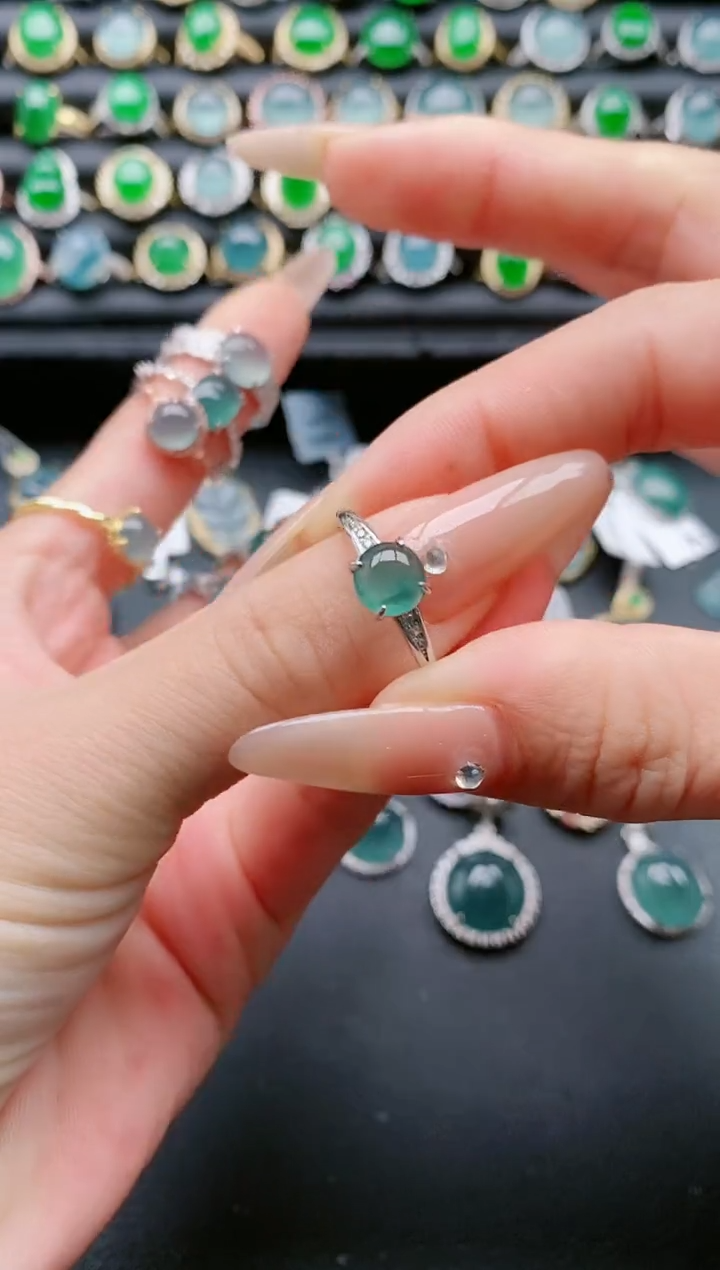 【闪购商品】翡翠戒指银S925镶嵌111111