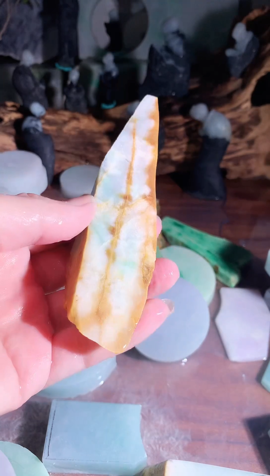 【闪购商品】翡翠吊坠(不含链)未镶嵌A71