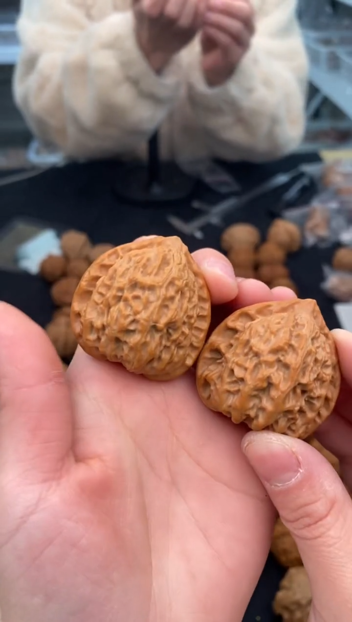 【闪购商品】文玩核桃把件金牛38-t185