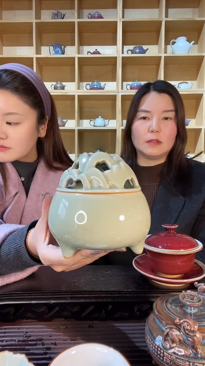 【闪购商品】摆件寿山石熏香炉 土魂钧瓷