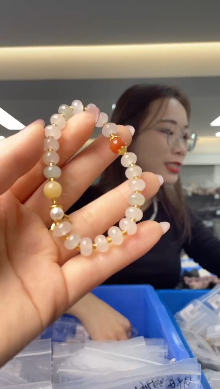 【闪购商品】石英质玉`未镶嵌（多样性发一件）