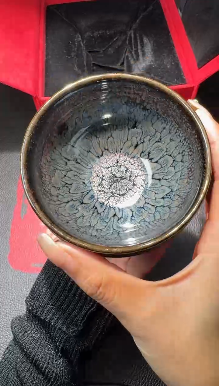 茶盏阙梅娇水墨牡丹145