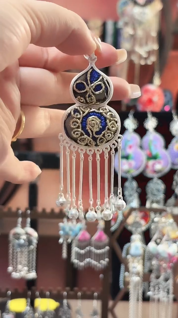 织绣 云织谣民族风精美饰品   26