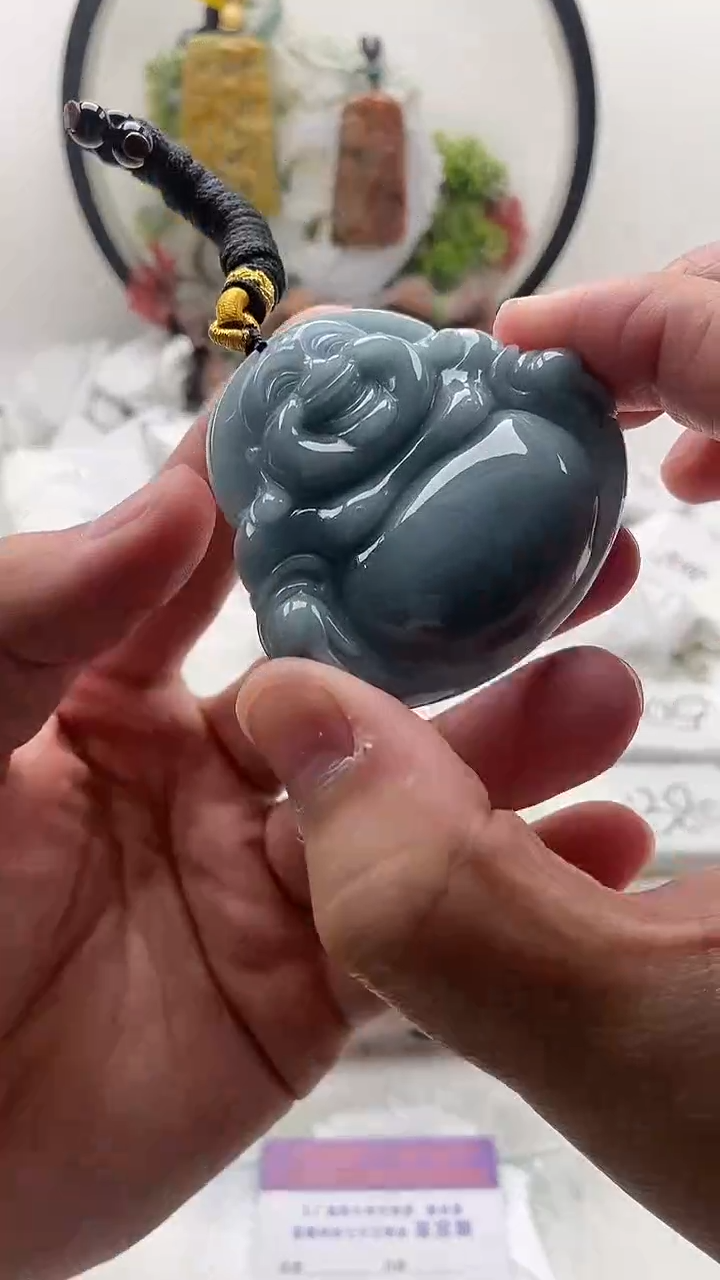 颈饰未镶嵌翡翠佛公