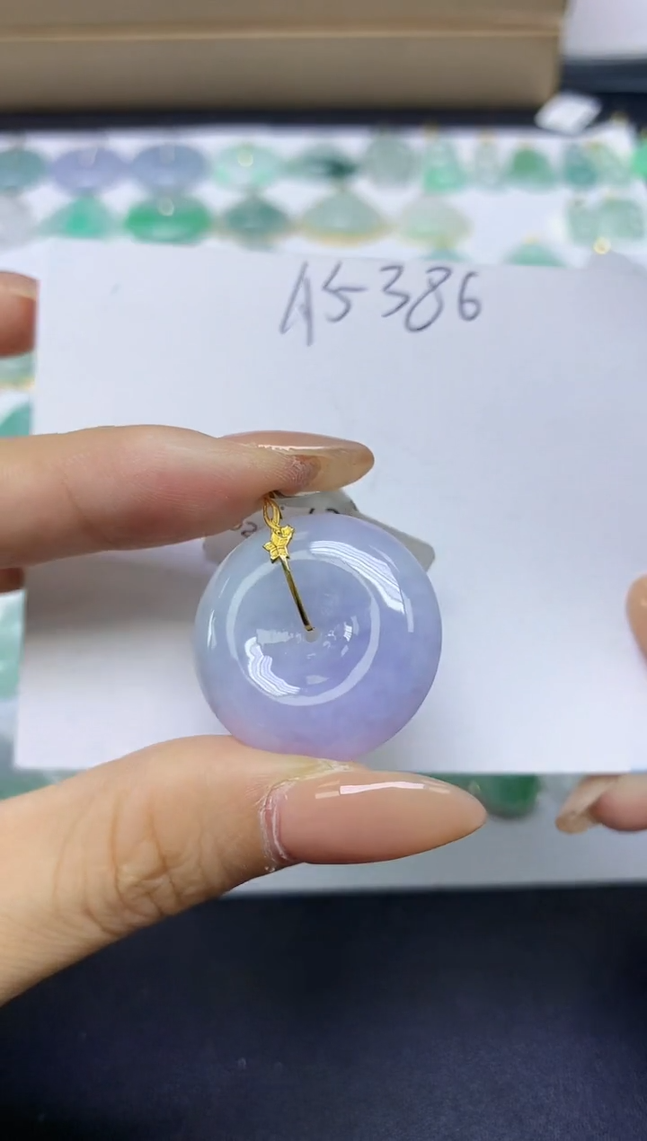 颈饰18K金镶嵌翡翠天然缅甸A货翡翠百元以上9元证书费自理