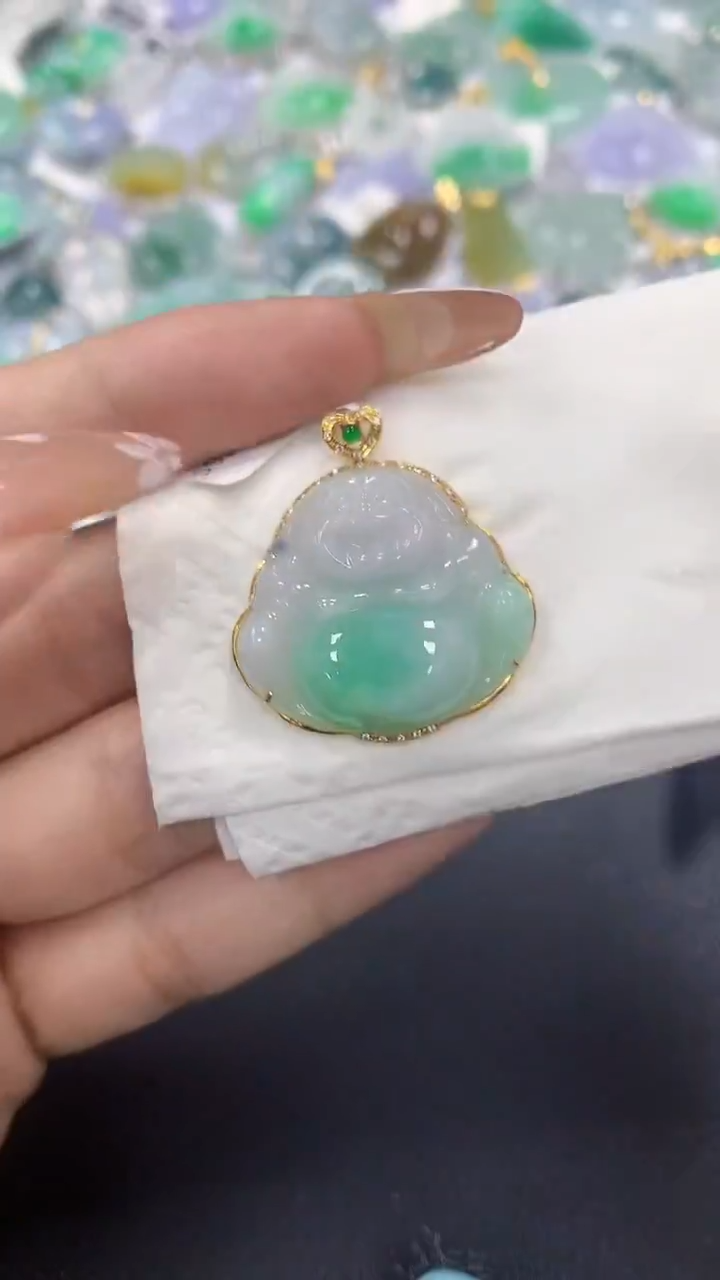 颈饰18K金镶嵌翡翠a货假一赔三支持复检百元上9元证书费自理