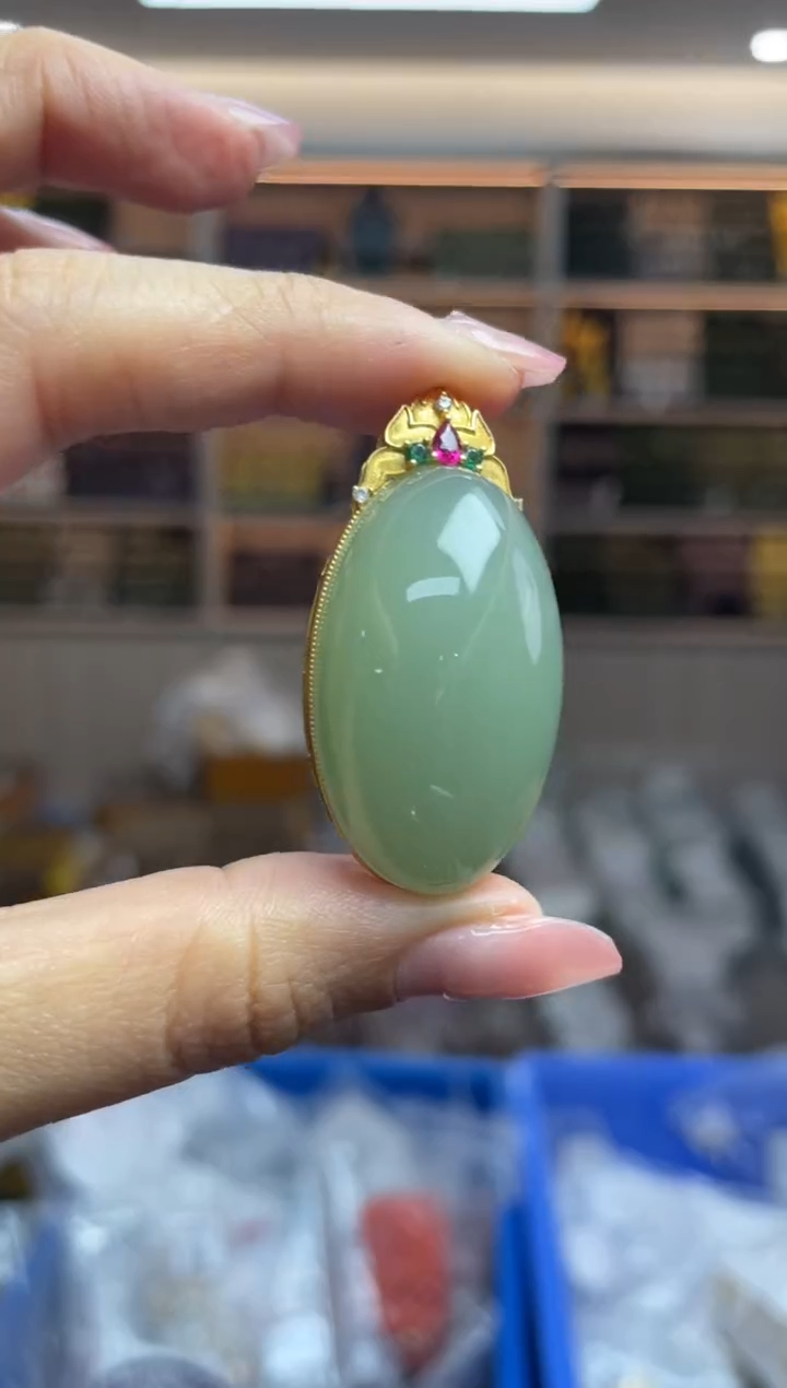 【闪购商品】和田玉·18K金镶嵌多样性发一件