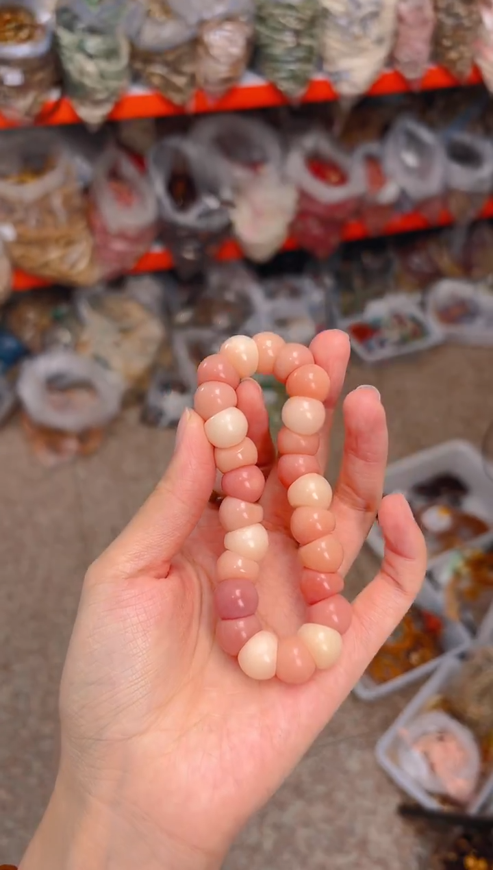 吊坠菩提根/象牙果粉色大肠