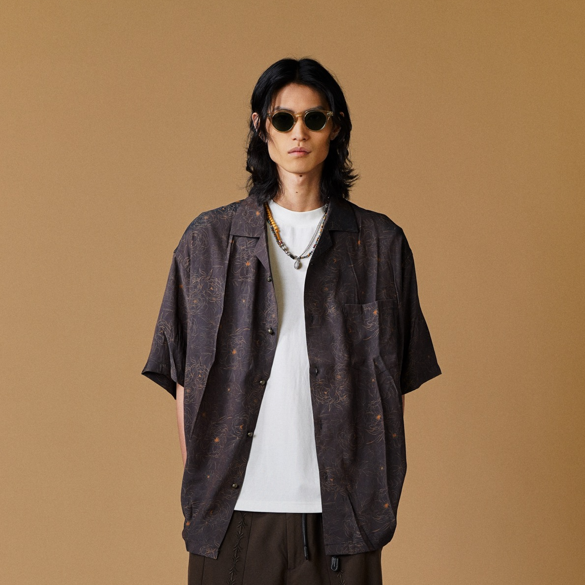 慵懒时装感 轻薄休闲宽松短袖衬衣 3525