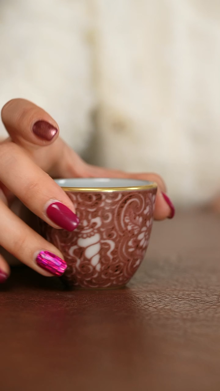 【闪购商品】四季花卉釉里红小杯杯