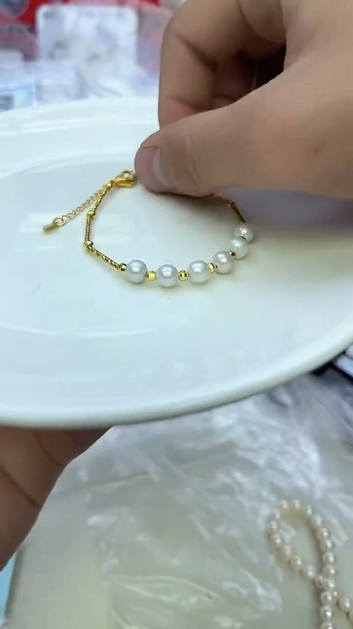 未镶嵌手链淡水珍珠白色系设计款 手链