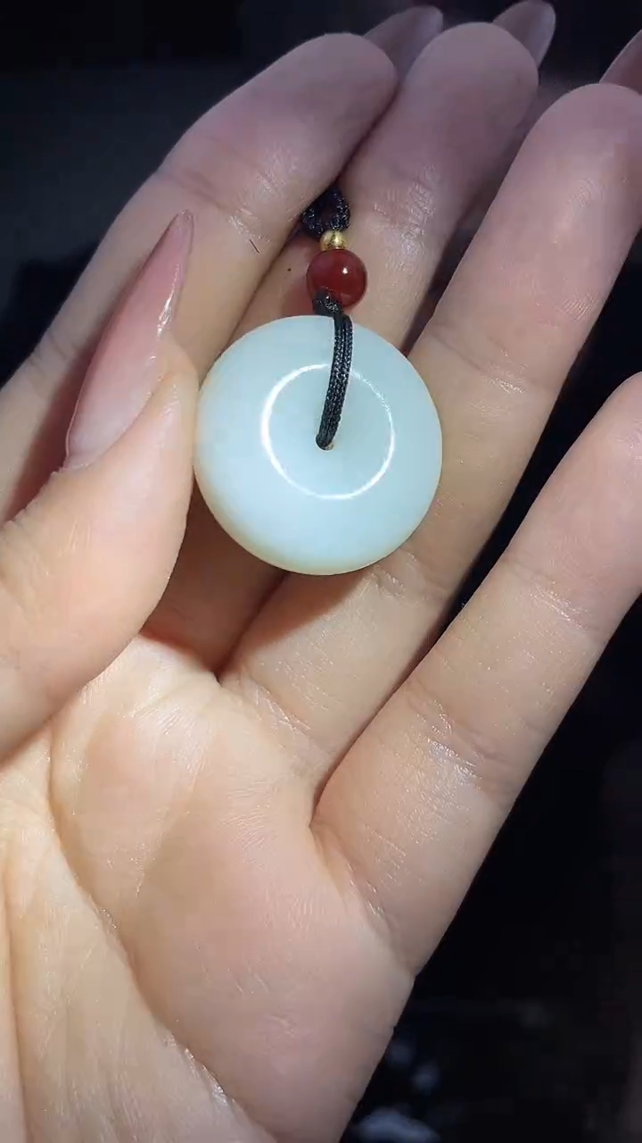 颈饰未镶嵌和田玉1拍一发一，多样性发货！