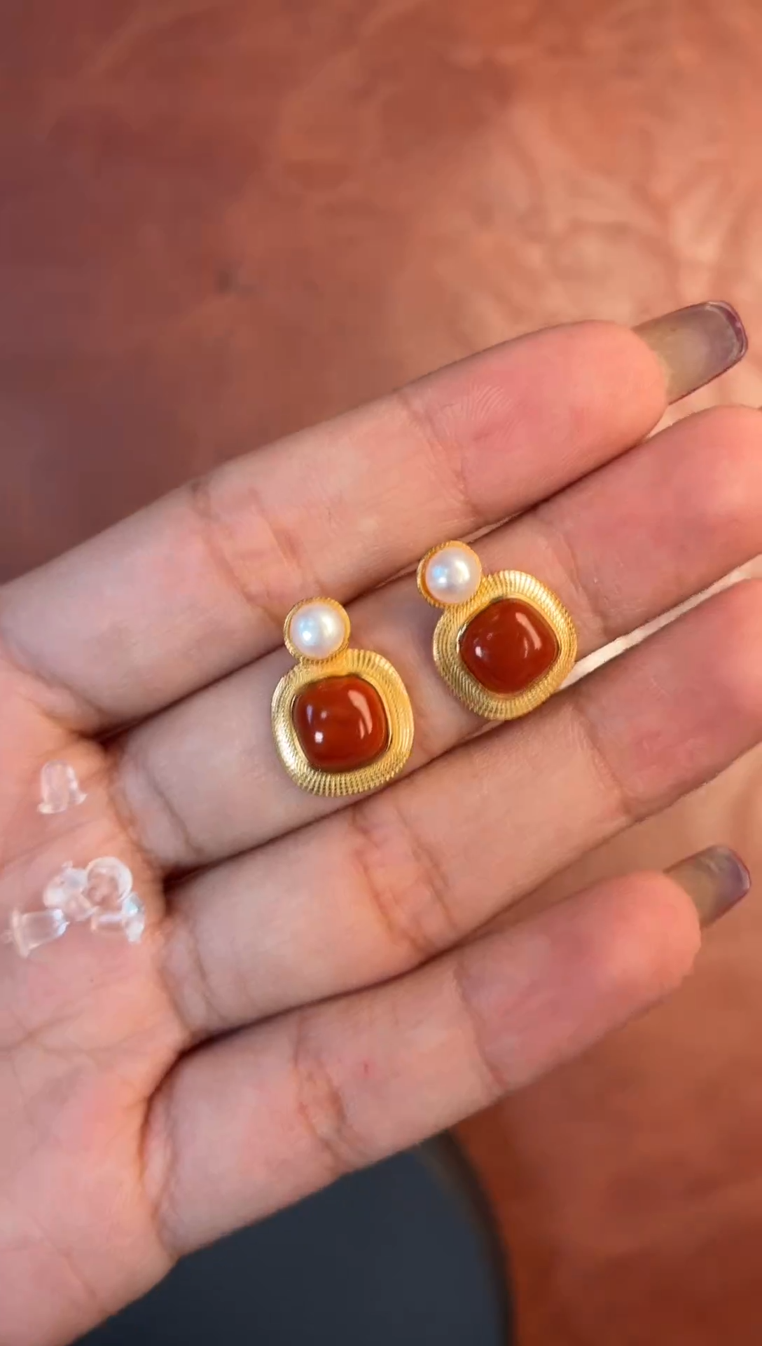 银S925镶嵌南红玛瑙耳钉噶玛珠宝南红银S925