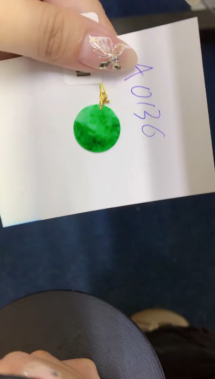 【闪购商品】翡翠颈饰18K金镶嵌0000000000