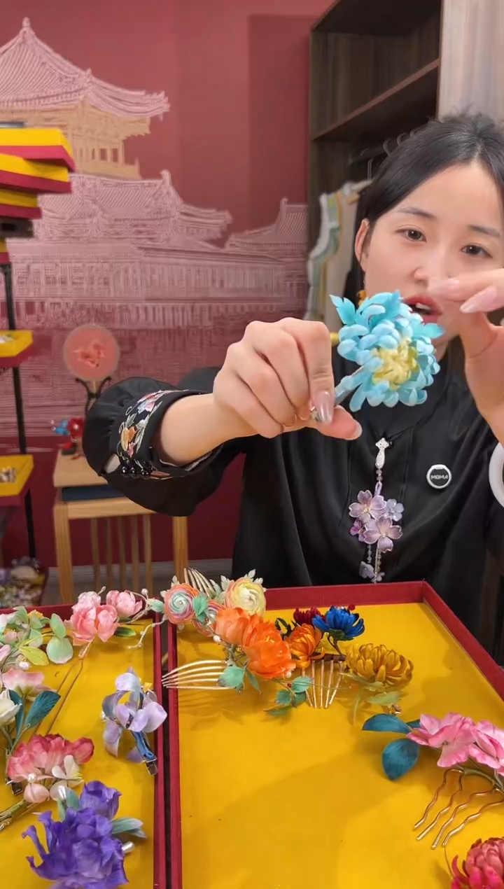 【闪购商品】刺绣非遗绒花（发饰）