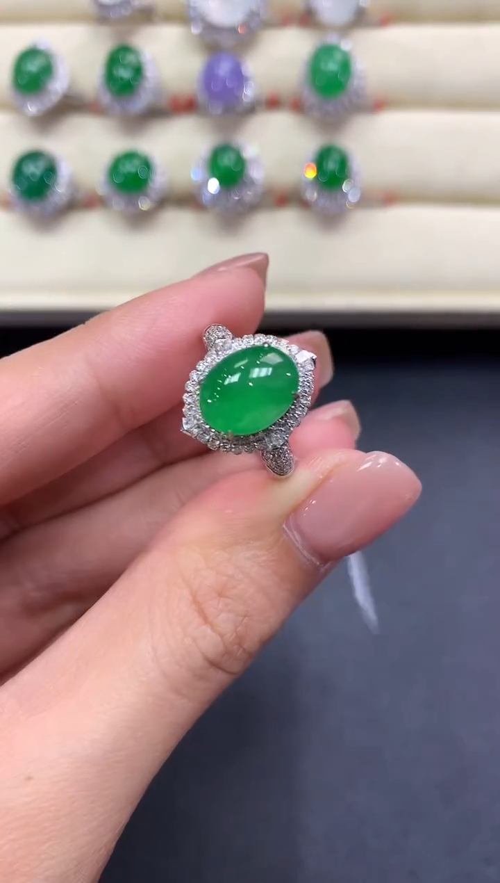 【闪购商品】翡翠戒指18K金镶嵌a183      