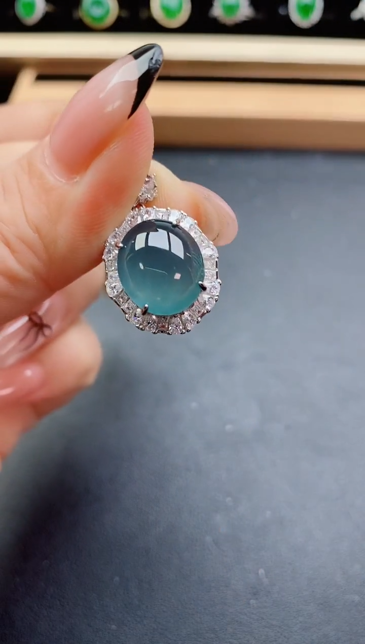 翡翠银S925镶嵌吊坠(赠链)04700