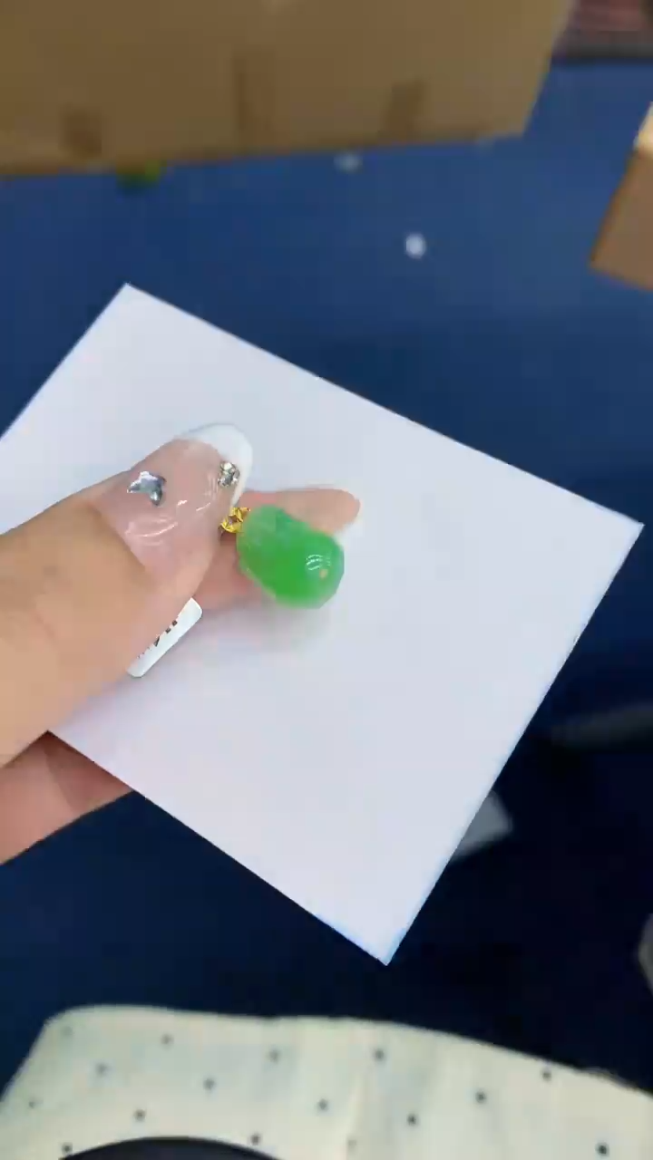 翡翠18K金镶嵌吊坠(不含链)1