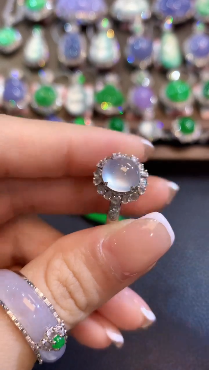 18K金镶嵌戒指翡翠C32