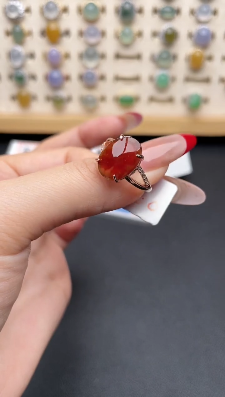 【闪购商品】翡翠戒指银S925镶嵌一物一证一礼盒