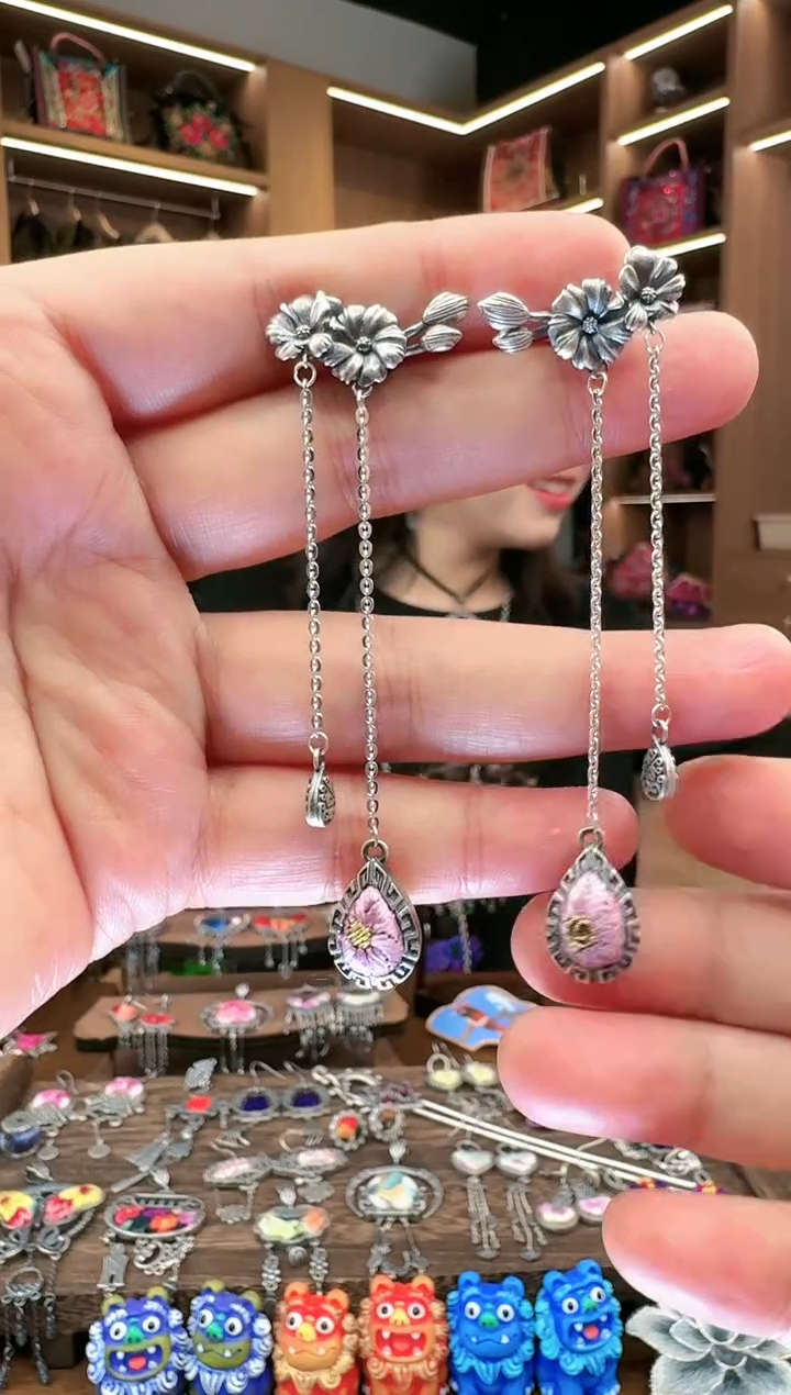 【闪购商品】织绣68黔东南苗族刺绣