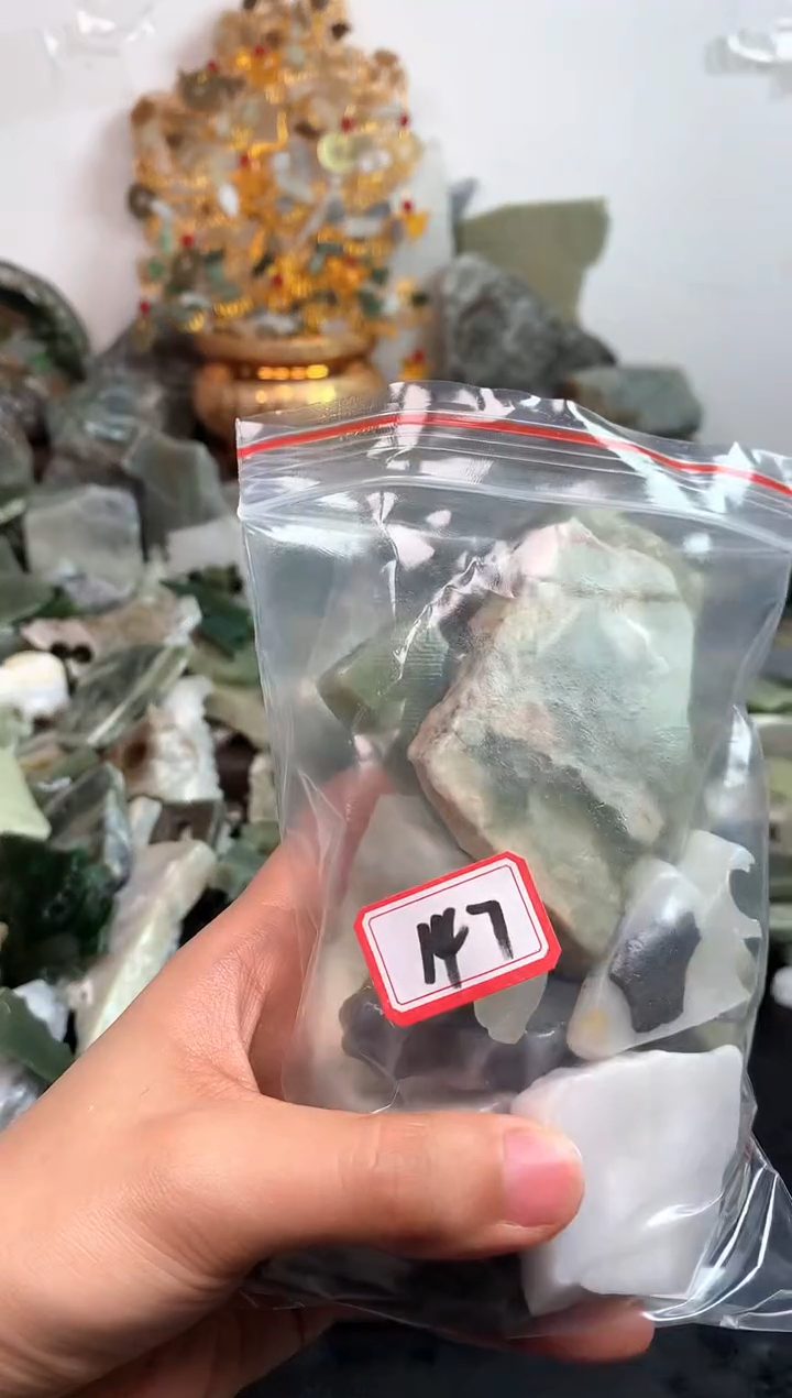 未镶嵌和田玉摆件147