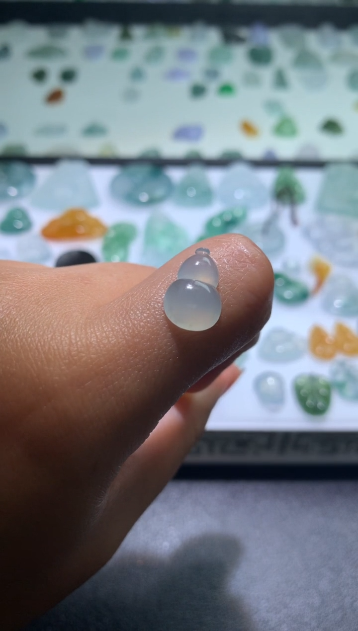 【闪购商品】定制翡翠未镶嵌毛货