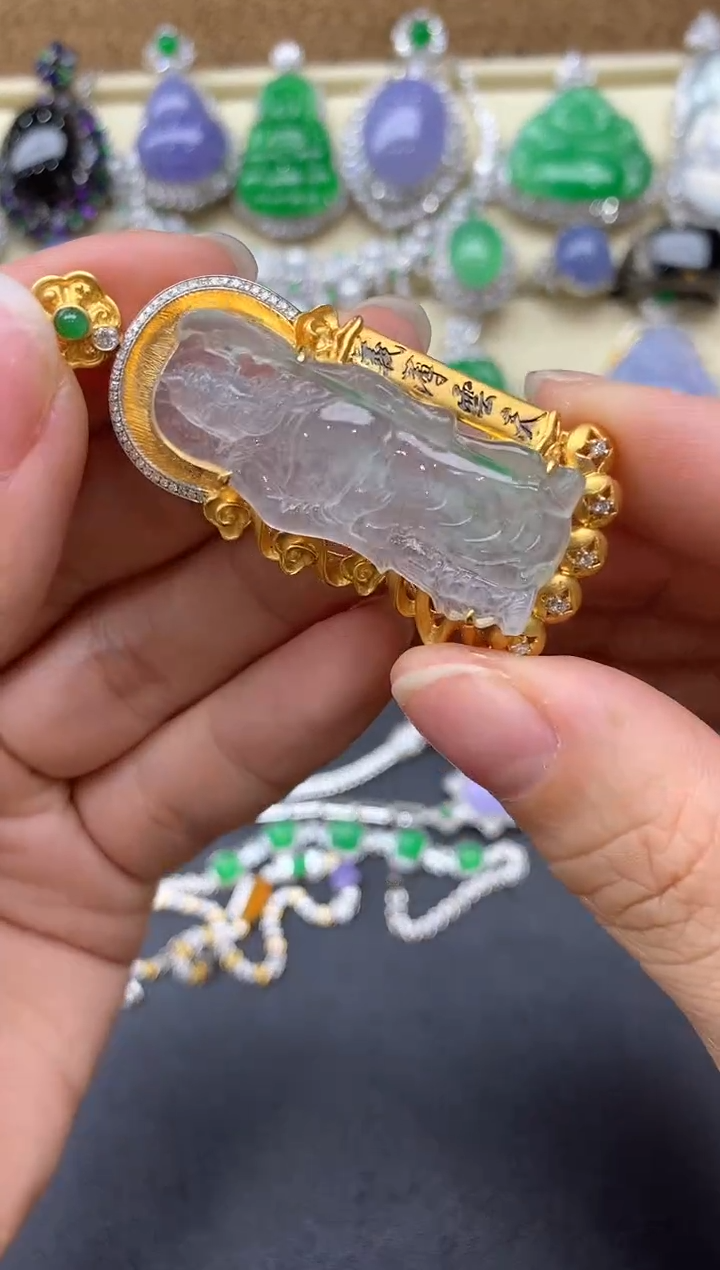 【闪购商品】翡翠颈饰18K金镶嵌647-中国好珍宝