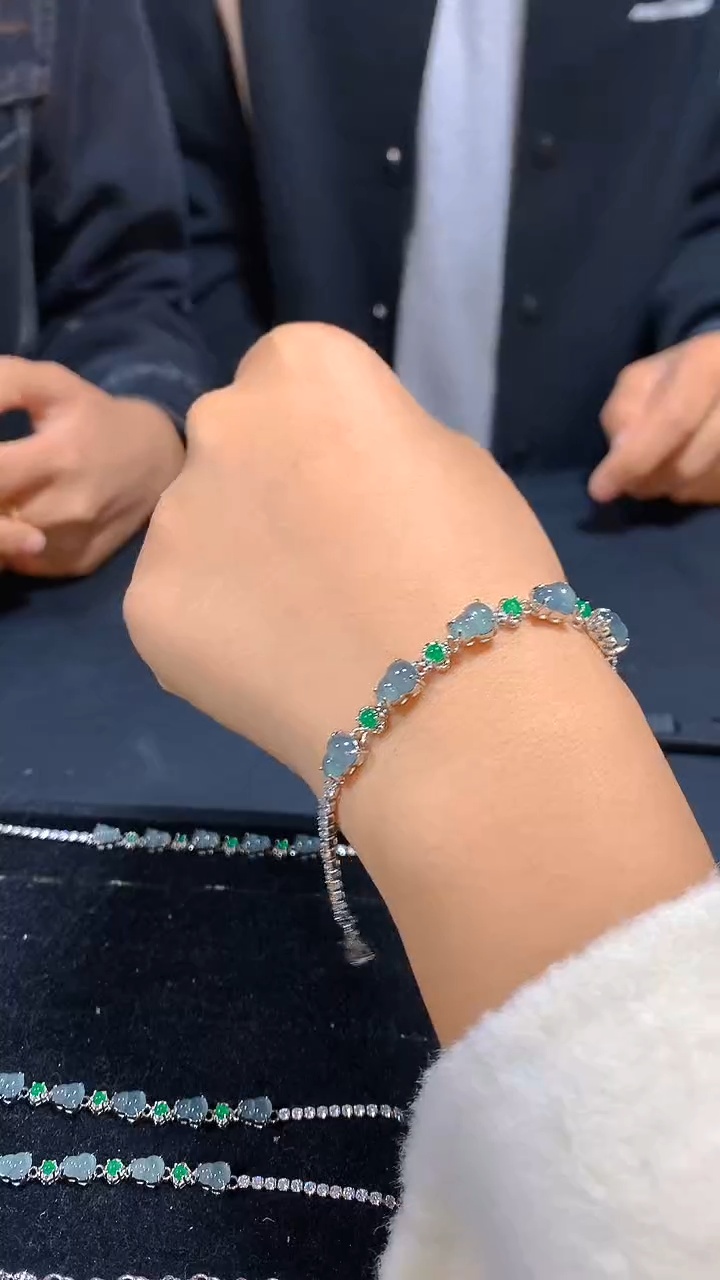 未镶嵌手链翡翠多样性发一