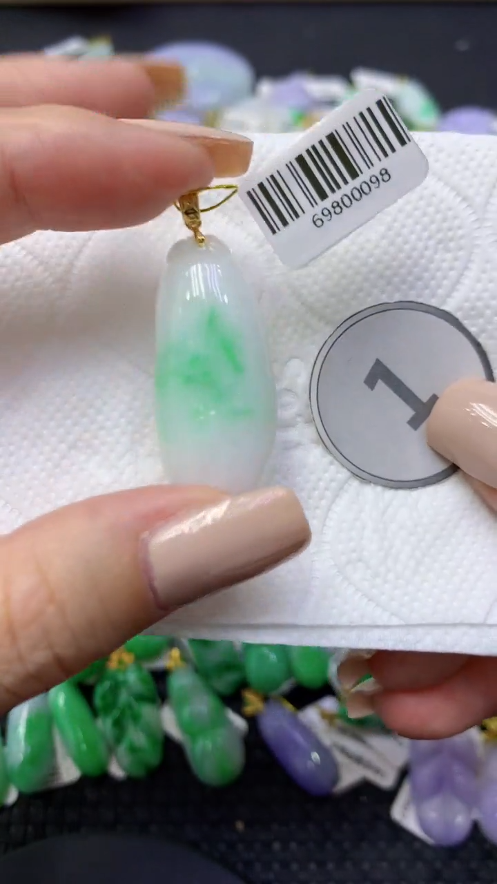 颈饰未镶嵌翡翠天然缅甸翡翠A货