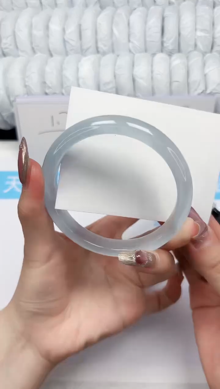 【闪购商品】石英质玉手镯未镶嵌346-64.1