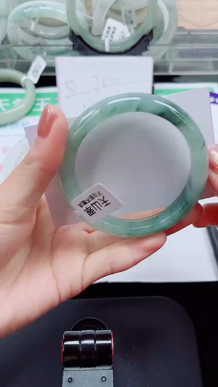 未镶嵌手镯石英质玉126-54/55