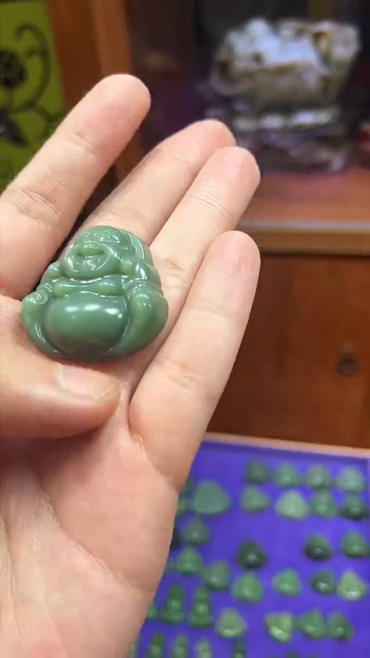 【闪购商品】和田玉吊坠未镶嵌鸭蛋青佛公