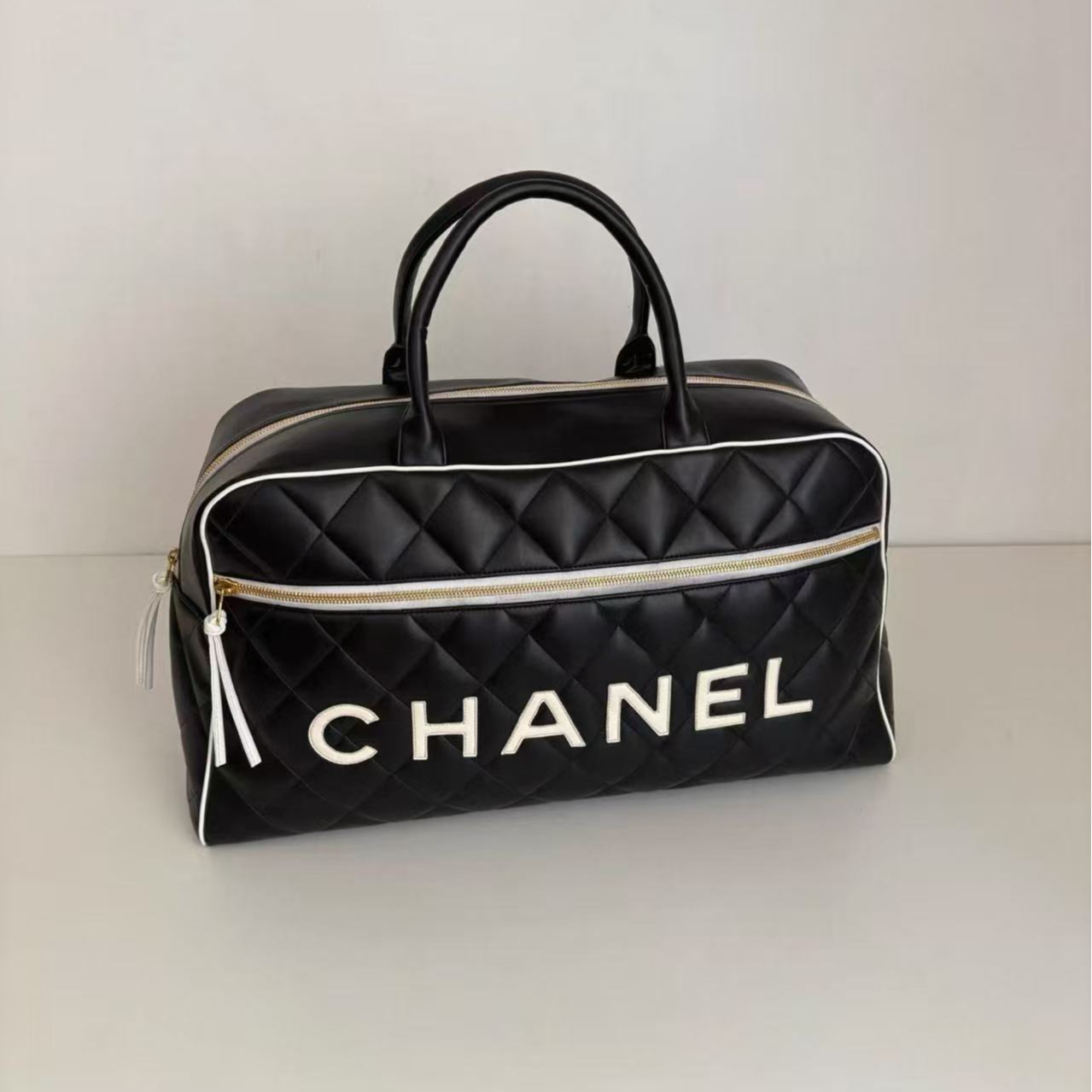95新 Chanel/香奈儿 展会外场！康鹏系列黑白波士顿旅行袋
