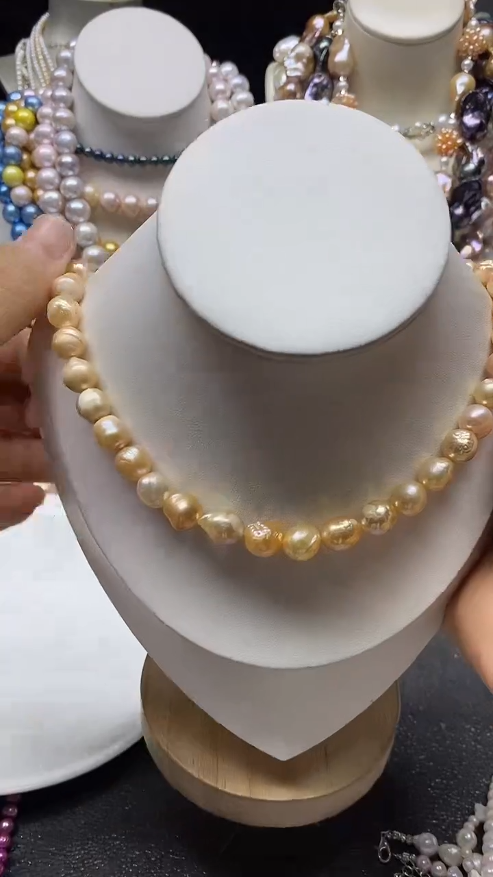 颈饰未镶嵌淡水珍珠多人
