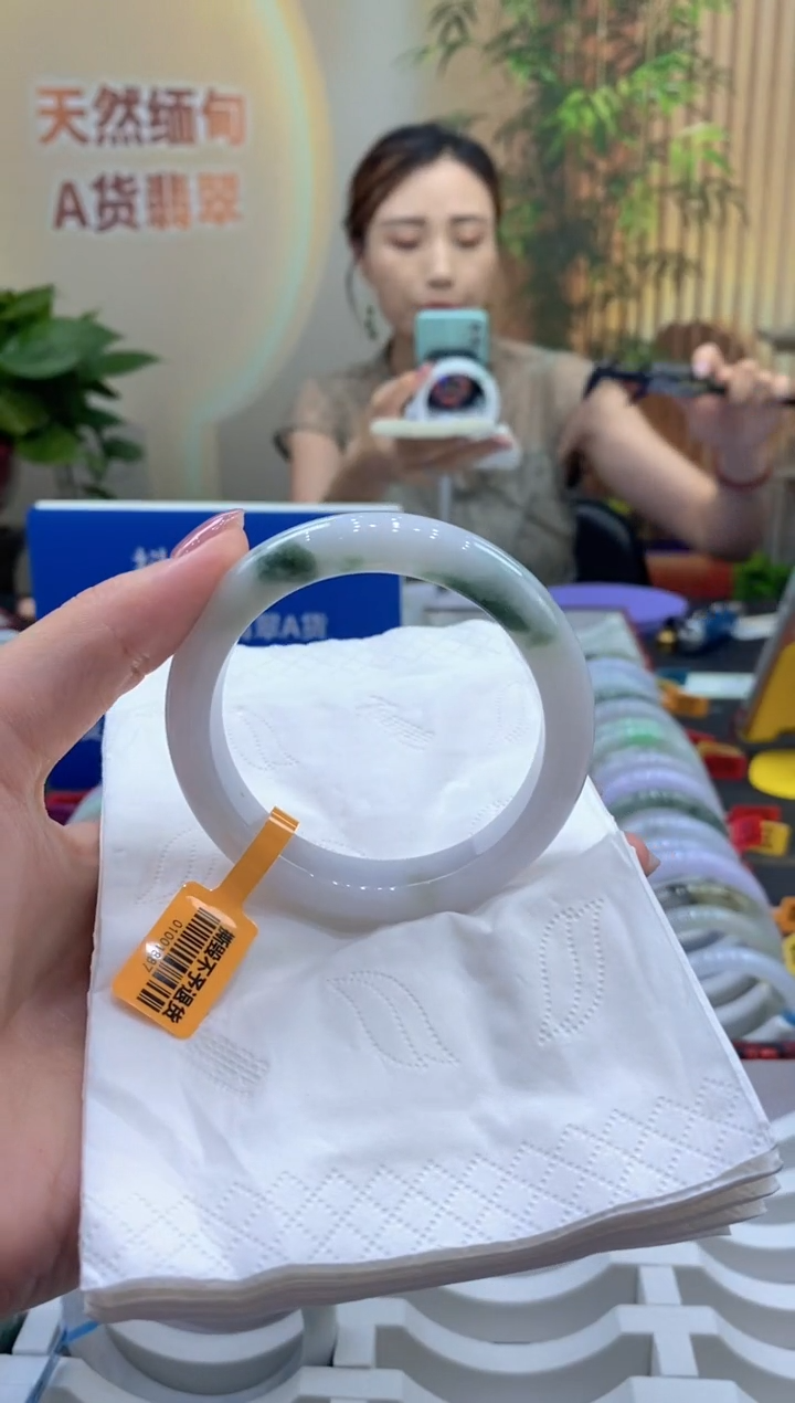翡翠手镯未镶嵌000038354