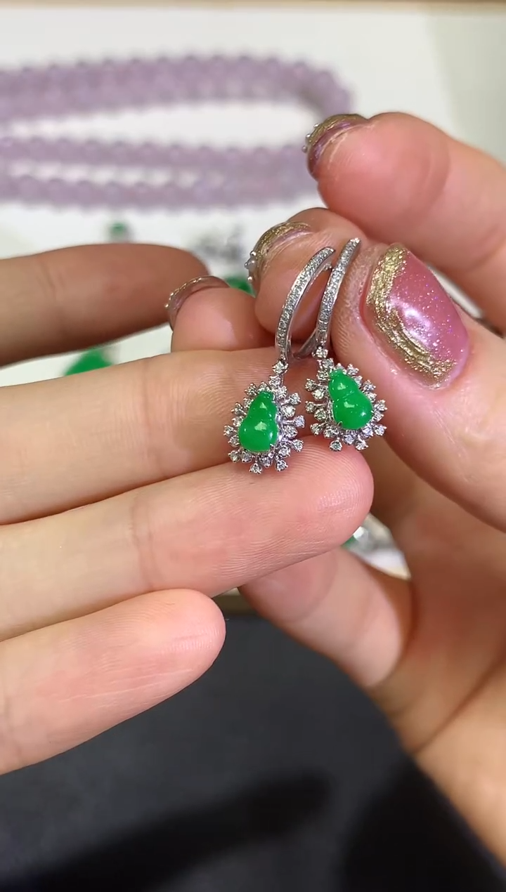 【闪购商品】翡翠颈饰18K金镶嵌团购40