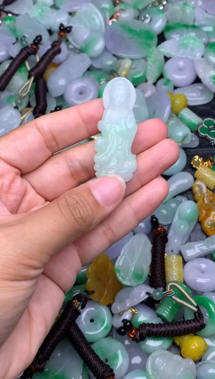 翡翠未镶嵌颈饰天然缅甸翡翠吊坠